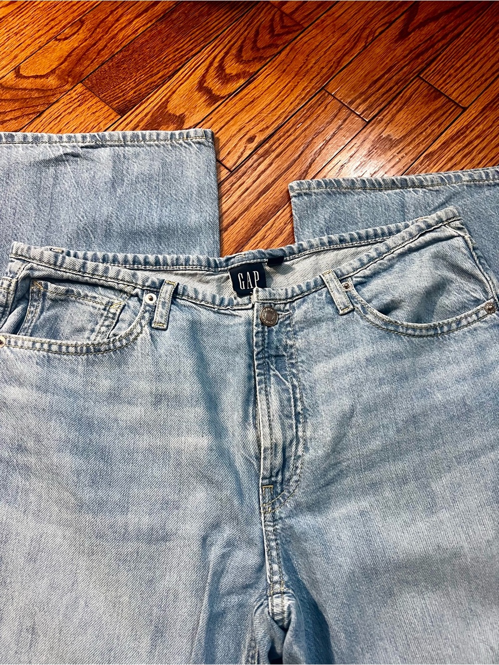 Gap Jeans - Picture 6 of 6